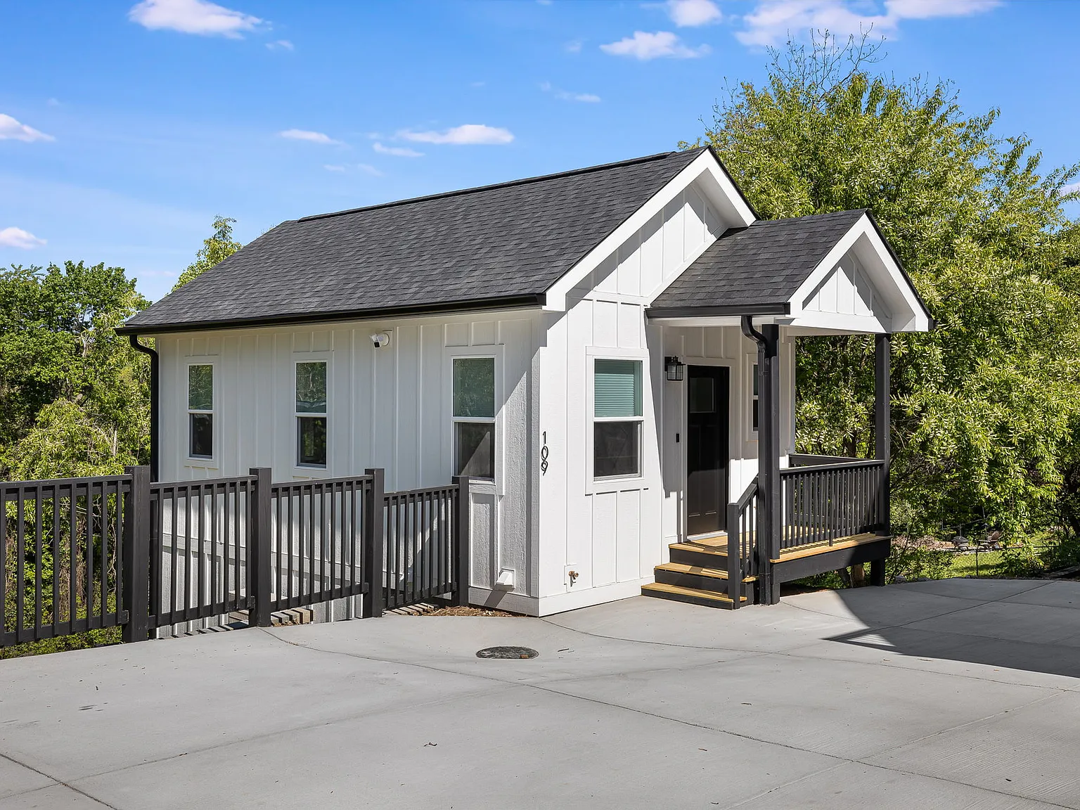 1 bed, 800 sqft, $3,000 — Photo 2