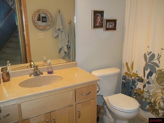 5th image of 228 Palancar Ave