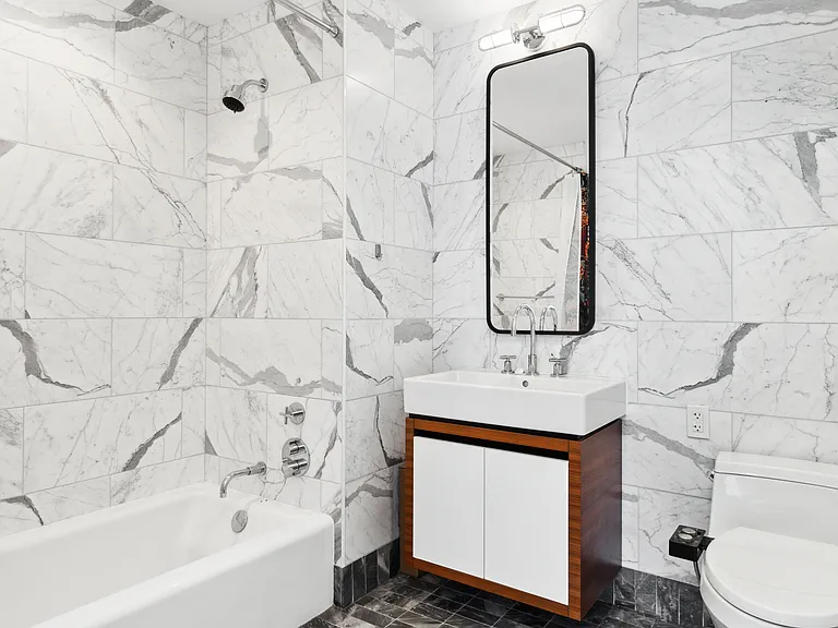 21 India St #37D — Photo 10