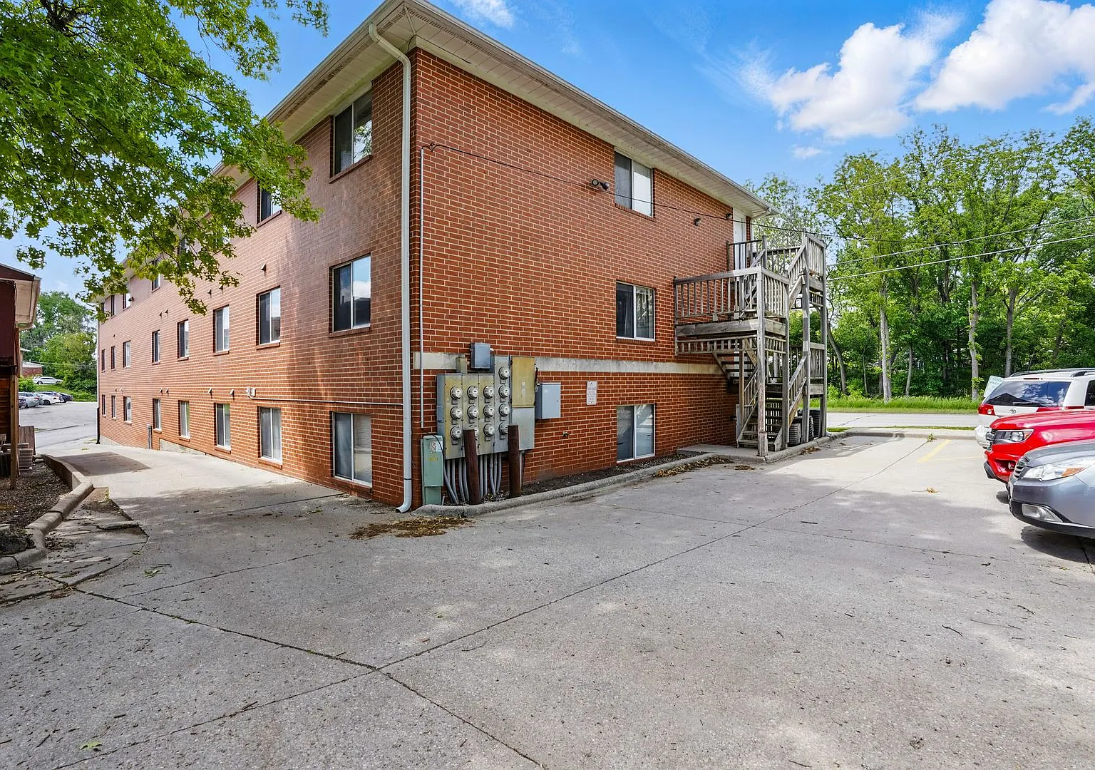 36Valley - Valley Avenue Investments — Photo 4