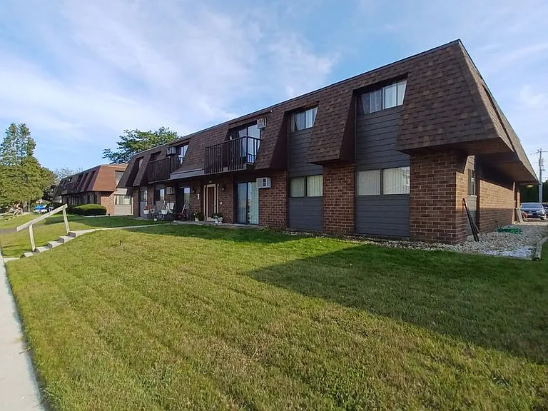 1025 Willow Ave — Photo 39