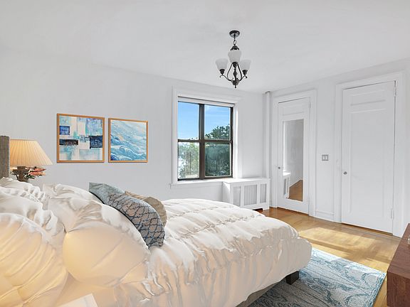 4th image of 870 W 181st St APT 47