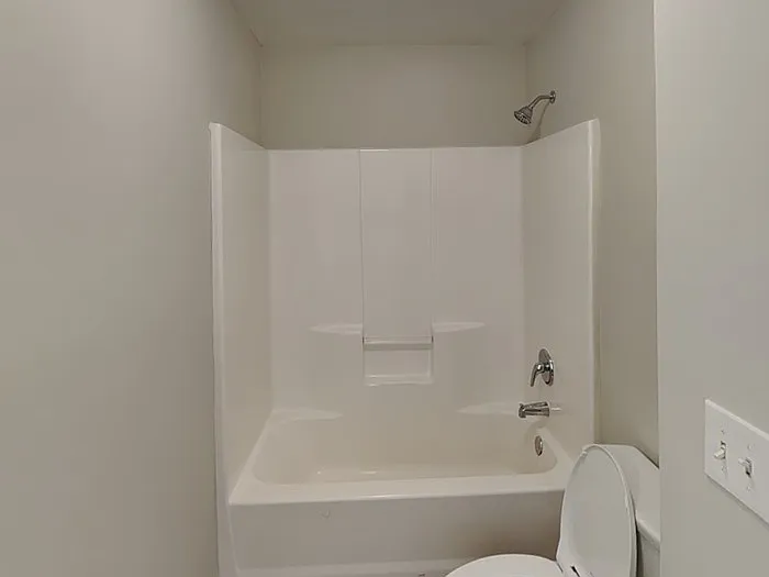 1048 Regency Dr — Photo 21