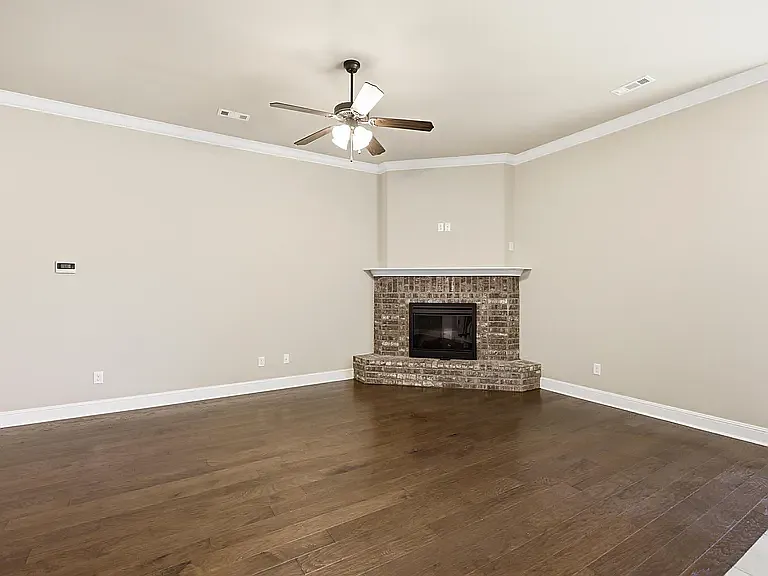 1133 Matthew Cir — Photo 5