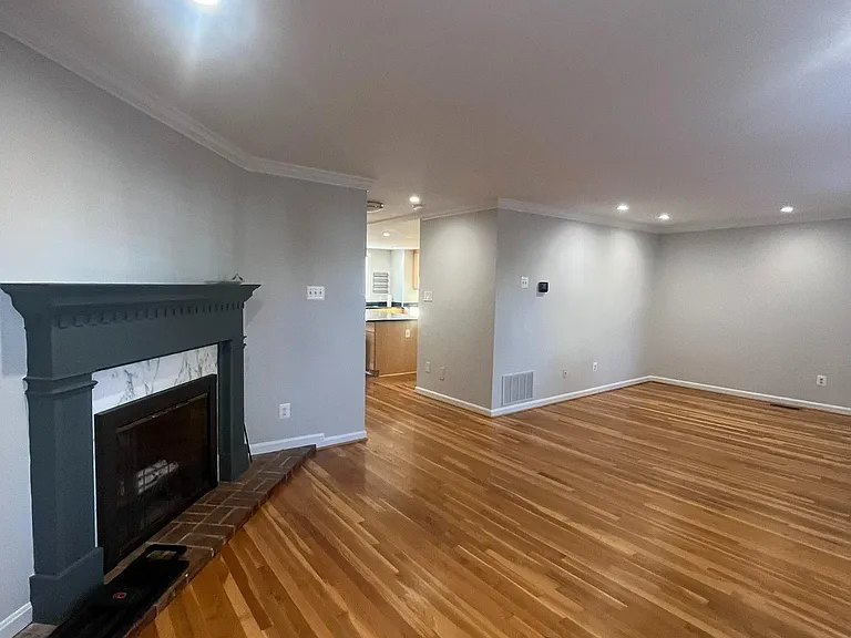 315 N Maple Ave — Photo 15