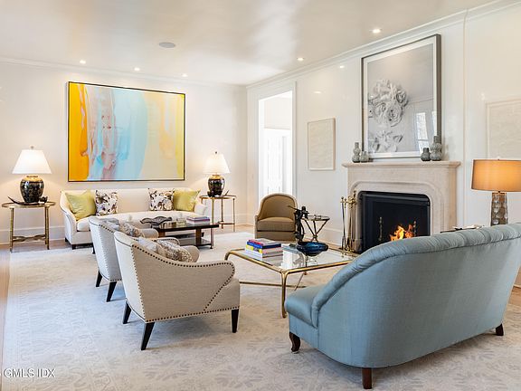 4th image of 47 Husted Ln