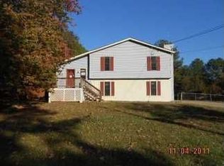 5620 Shamrock Ln, Douglasville, GA