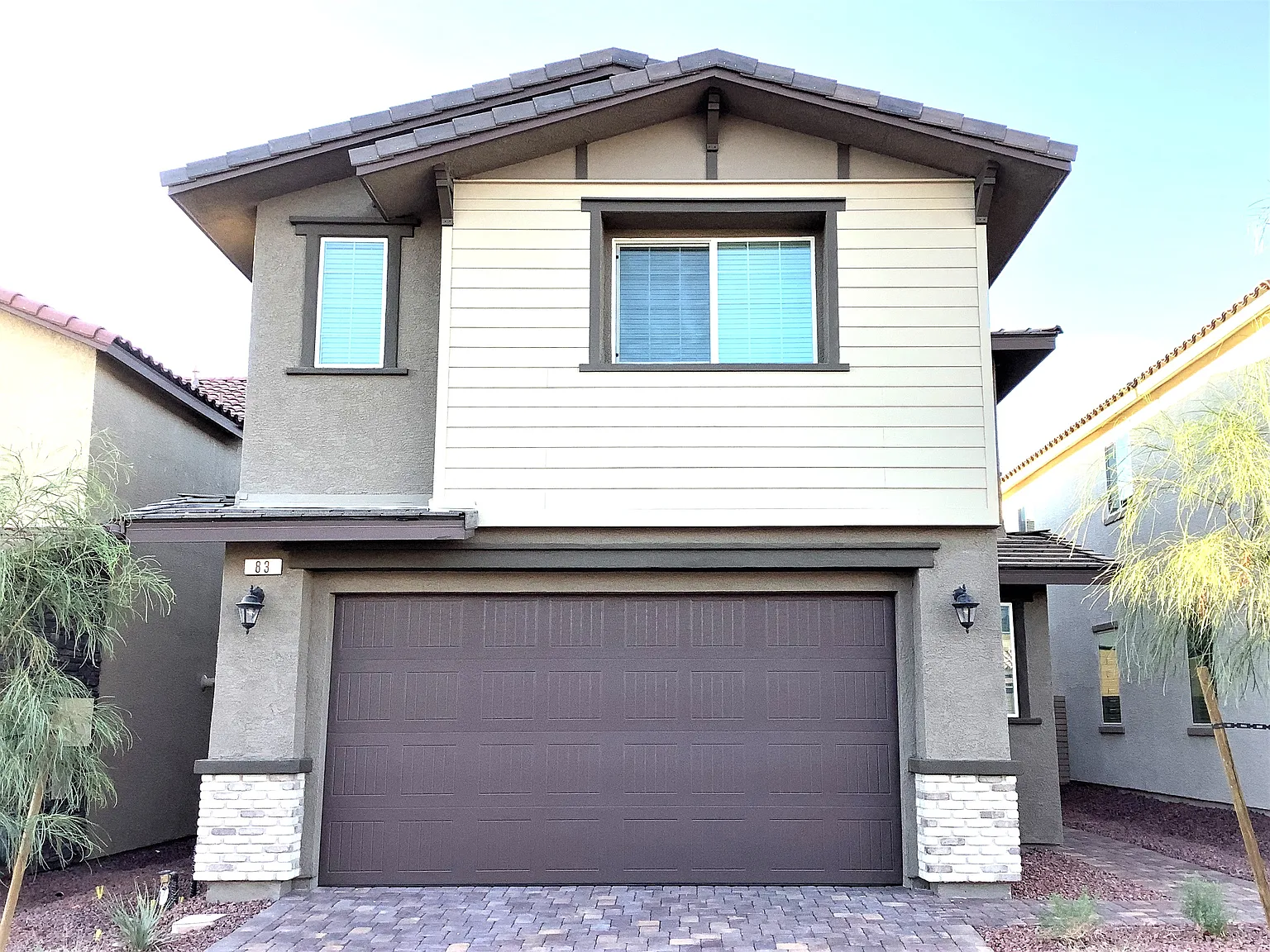 4 bed, 3.0 bath, 2211 sqft, $2,555 — Photo 1