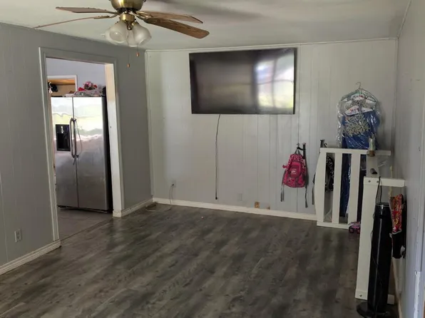 149 Glenn St, Liberty, TX 77575