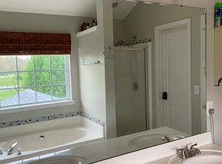 7049 Meadow Ridge Cir, Nashville, TN 37221