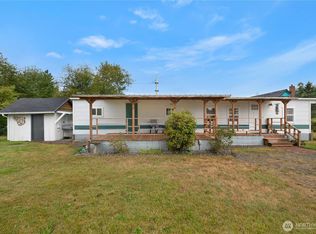 861 State Route 101, Chinook, WA 98614