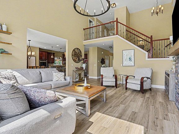 5th image of 4179 Hickory Rock Dr