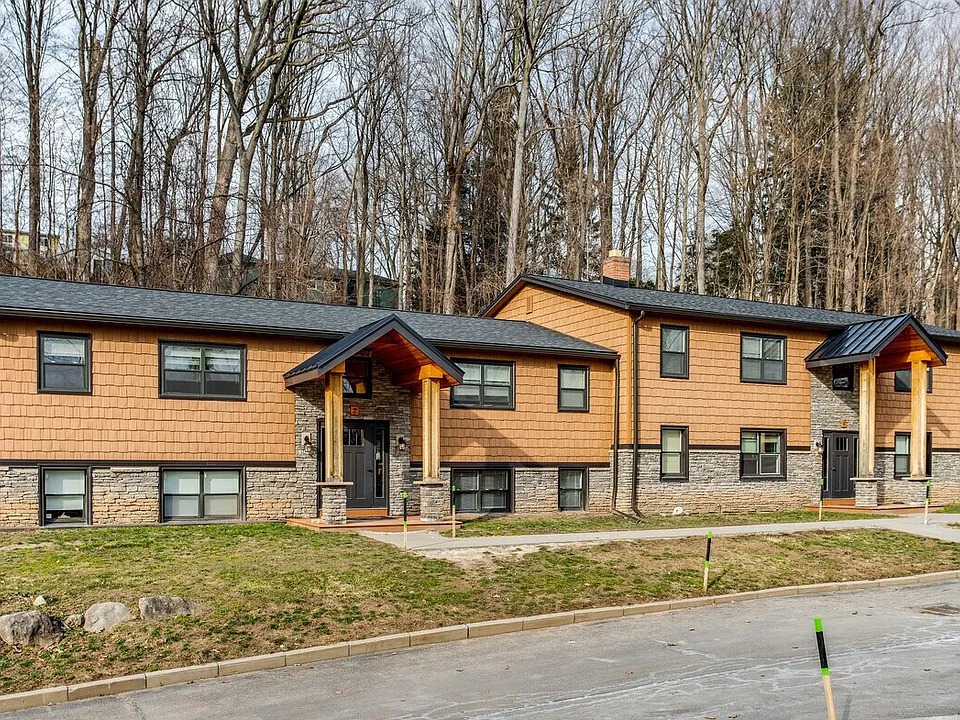 Mountain Lane Apartment Complex