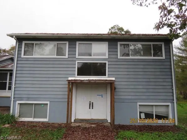 170 Brewers Pl, North Wilkesboro, NC 28659