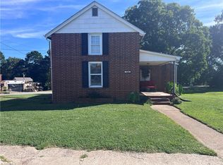 322 Highway St, Madison, NC 27025