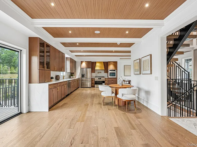 1707 Marie Ln — Photo 10