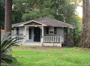 1365 E Riviera Dr, Mobile, AL 36605
