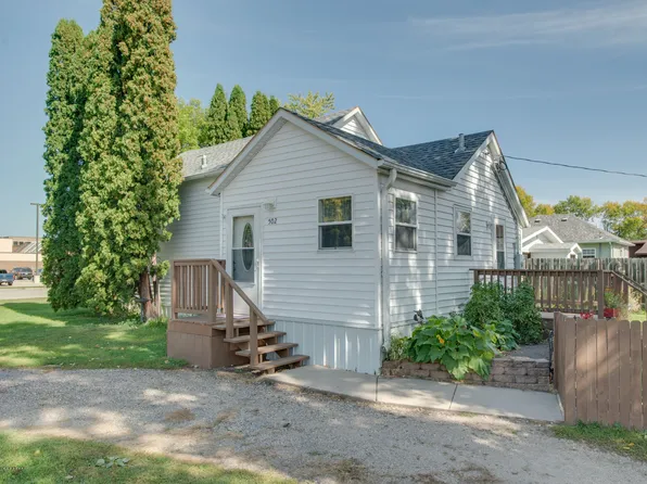 502 3rd St SE, Barnesville, MN 56514