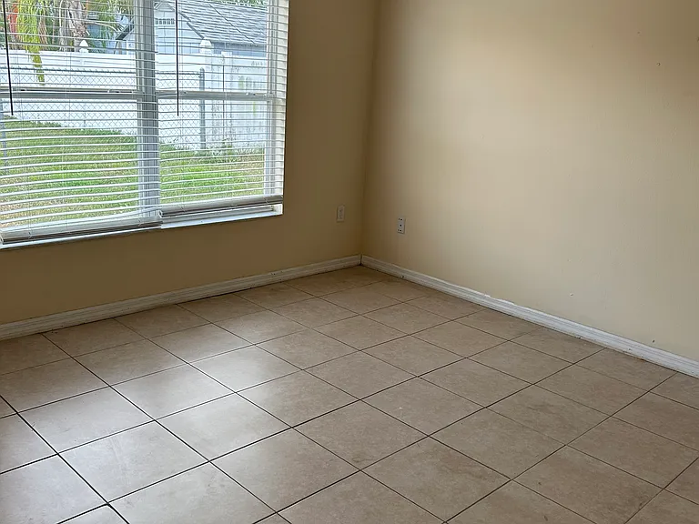 612 Bluebill Ln #B — Photo 8