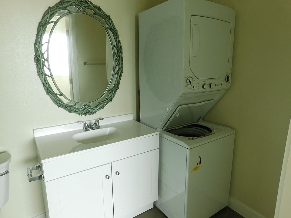 2nd image of 113 G St #B-g