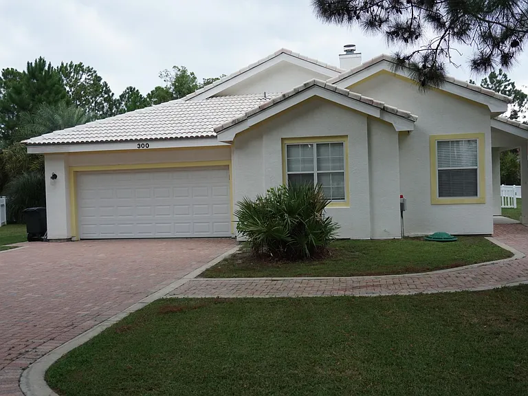 300 Somerset Bridge Rd — Photo 1