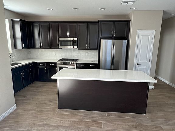 3rd image of 14405 W Cottontail Ln