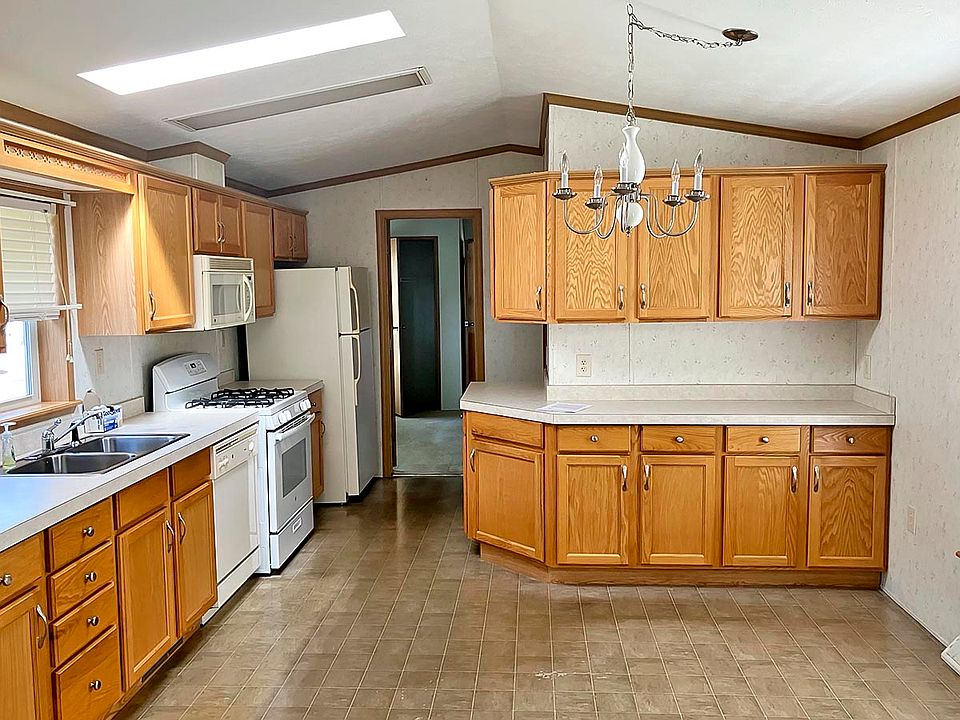 257 Judy Ct 88, Spotswood, NJ 08884 MLS 11210106 Zillow