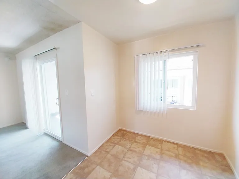 2937 N Garey Ave — Photo 17