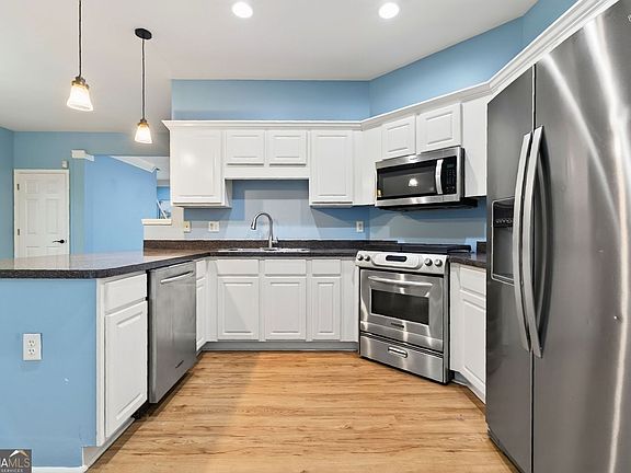 5th image of 5495 Hampton Ct