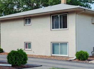 7575 Cloman Way APT 1, Inver Grove Heights, MN 55076