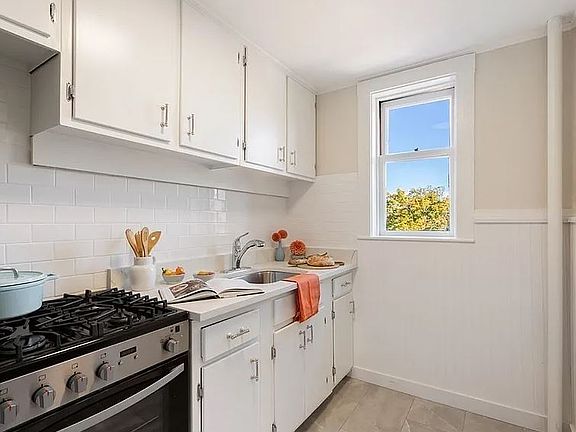 2nd image of 10 Dana St APT 305