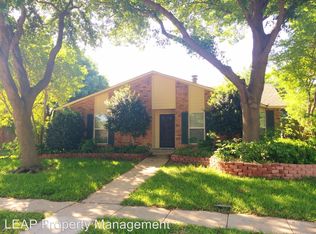 407 Woodhurst Dr, Coppell, TX 75019