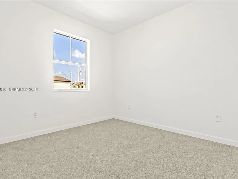 2623 SE 25th Ter — Photo 11