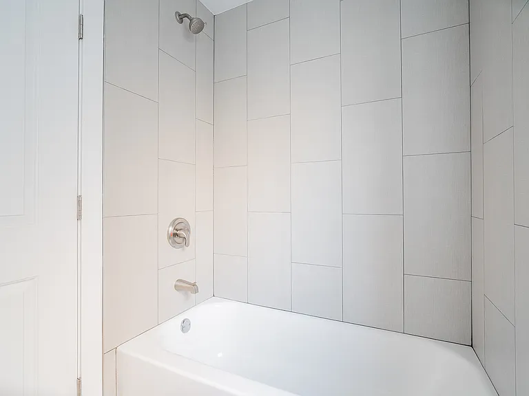 Updated Bathroom 7365-1