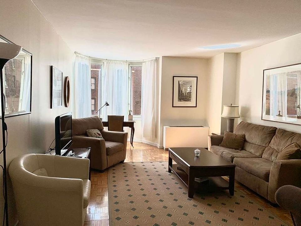 1st image of 145 E 48th St #D14