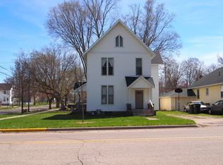 79 S West St, Hillsdale, MI