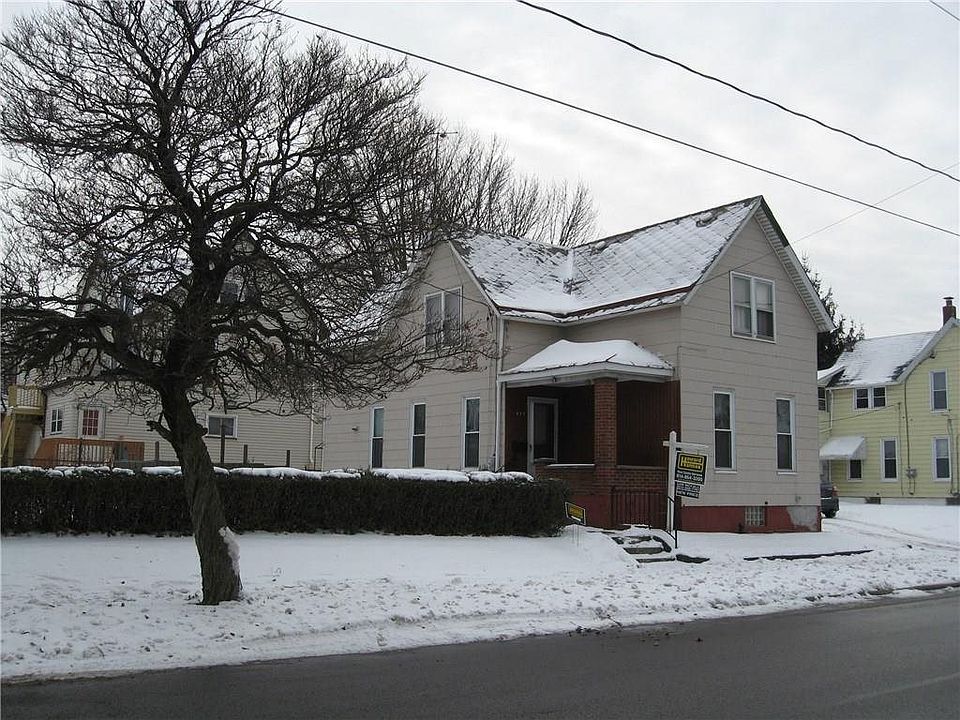 1st image of 937 W 21st St