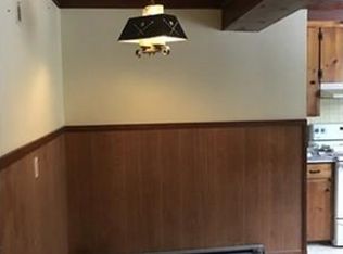 136 Peach Hill Rd APT 1, Berlin, MA 01503