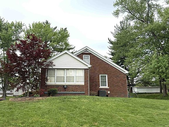 4th image of 3210 Mesker Park Dr