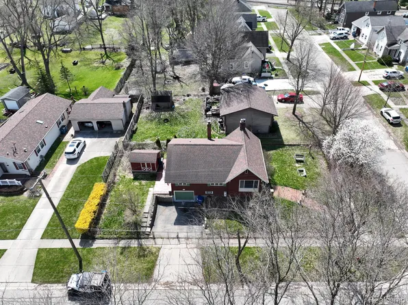 200 Baird St, Holly, MI 48442