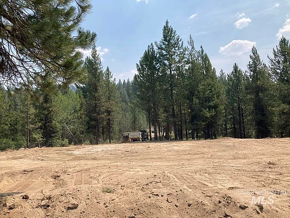 4th image of 211 Points Rd