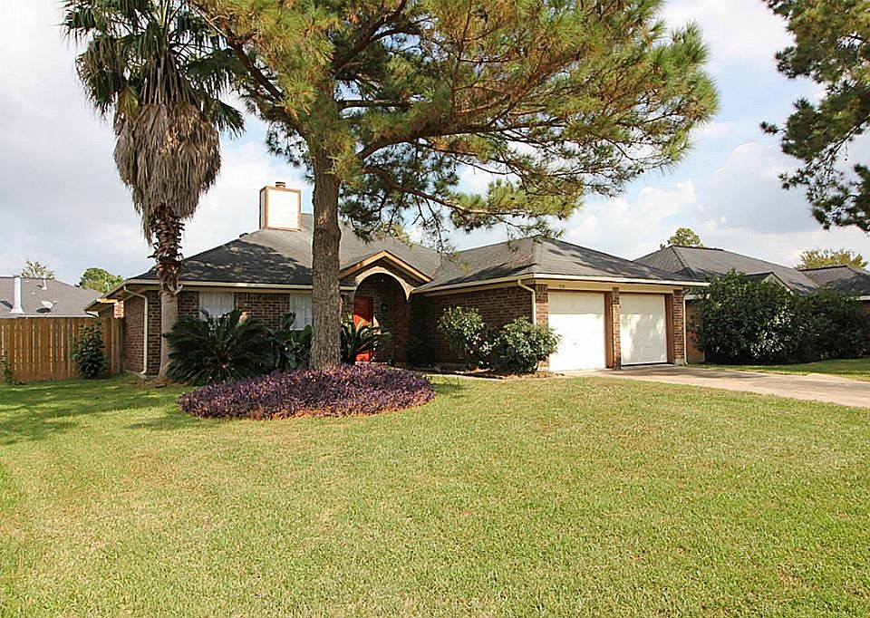 1st image of 7718 Hudson Oaks Dr