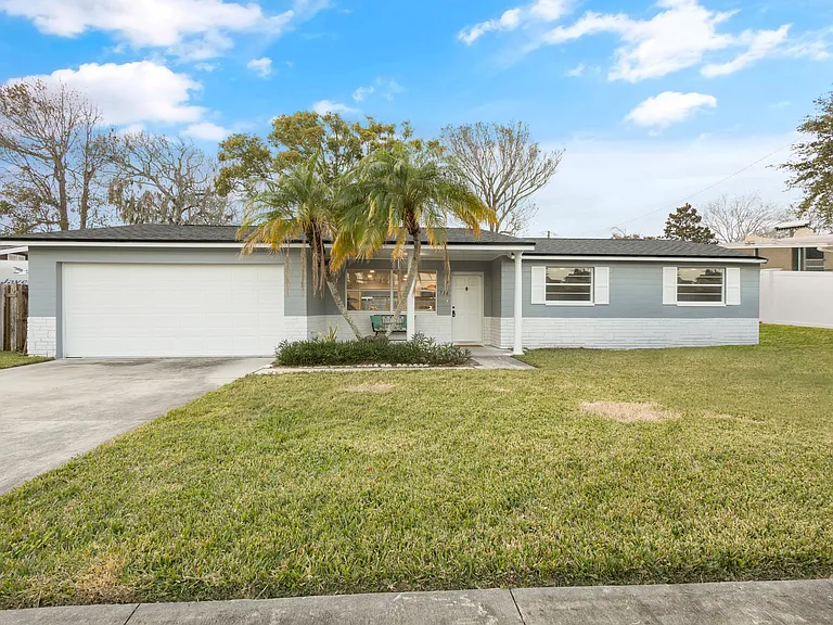 738 Baywood Ln — Photo 44
