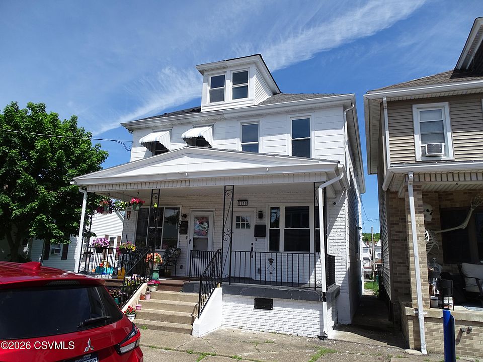 1st image of 1240 Poplar St