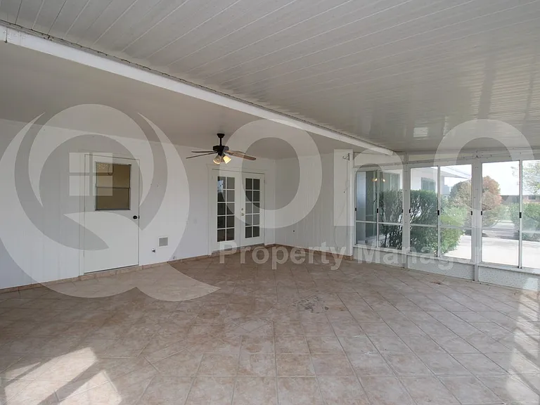 10438 W Rodgers Cir — Photo 19