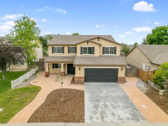5th image of 2041 W Picadilly Lane