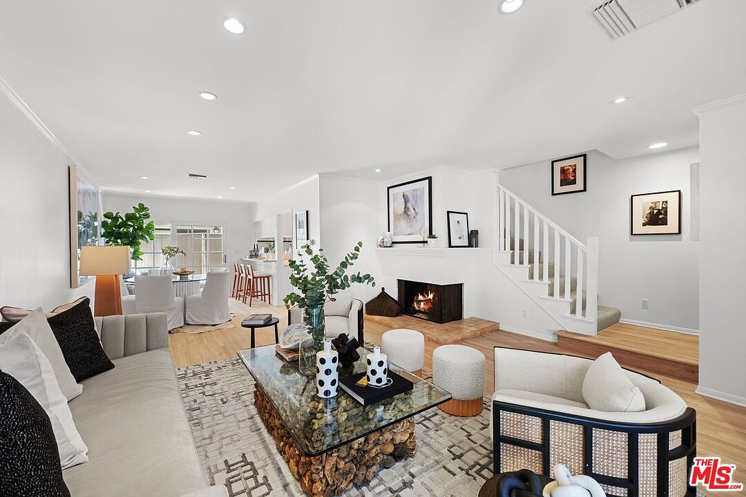 90d103b83d5814b136b0247395e51c