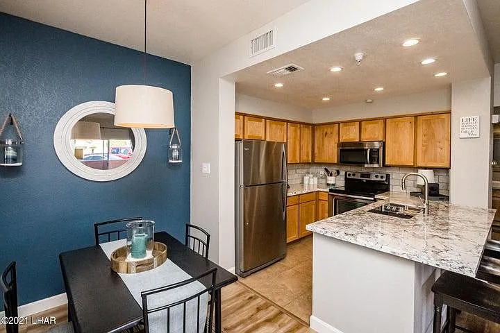 1650 Smoketree Ave S #142 — Photo 6
