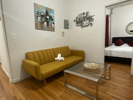 Rented by REAL New York | media 5