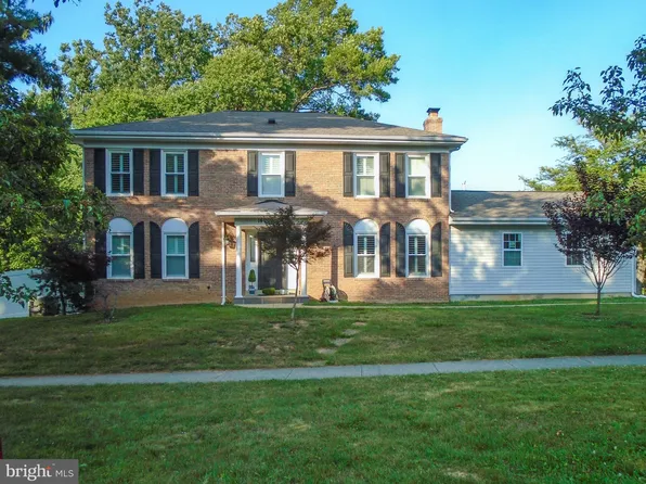 14900 Keeneland Cir, Gaithersburg, MD 20878